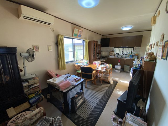 丹波市春日町国領の中古一戸建の居間・リビング