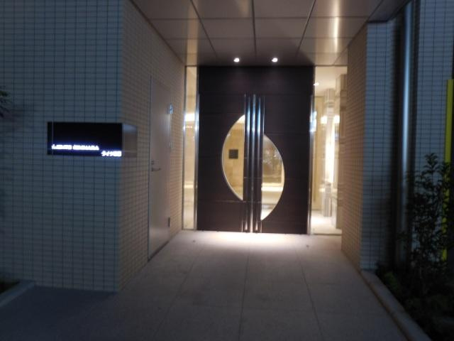 ライツ 石原のエントランス