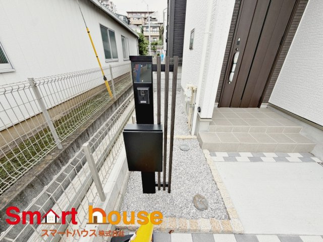 相模原市緑区下九沢16期のその他|お子様のお留守番にも安心なＴＶモニタ付インターホン。大切なご家族と住まいを守るホームセキュリティ付が、安心な生活をサポートします。