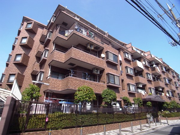 ライオンズマンション西新井本町の外観|ライオンズマンション西新井本町３階部分のお部屋は通常仲介手数料１５５万３４０円→０円！さらにキャッシュバック１２万円にて即日現地案内可能です！