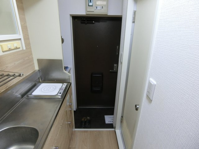 ハイタウン新丸子No.2の玄関|他のお部屋の参考写真となります。