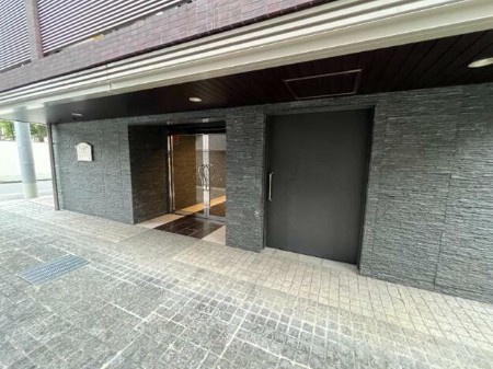 【エントランス】 | プレール・ドゥーク三軒茶屋