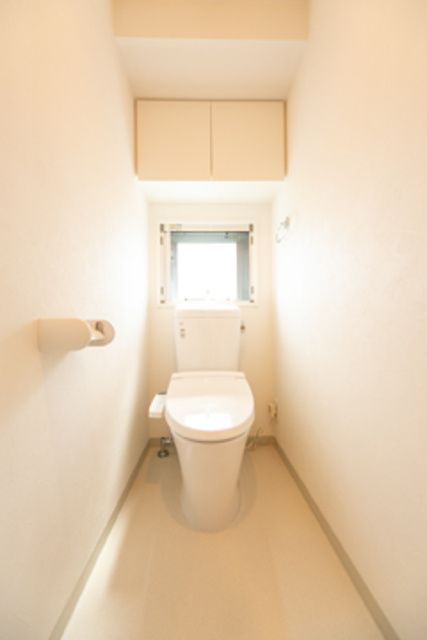 イレーネ初台のトイレ|※写真は同タイプ住戸です。
