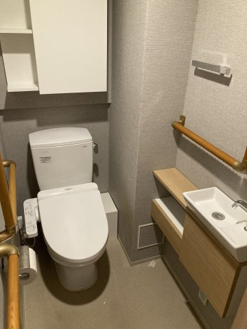 デュオセーヌ横濱東戸塚のトイレ|落ち着いたトイレです