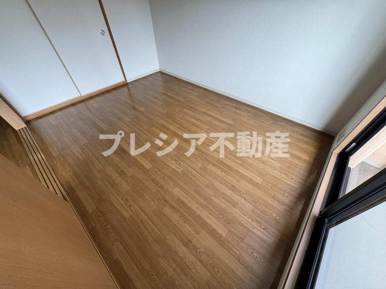 グラン甲子園口の洋室