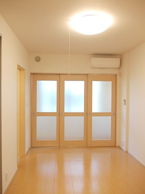 【居間・リビング】 | アルバテラス