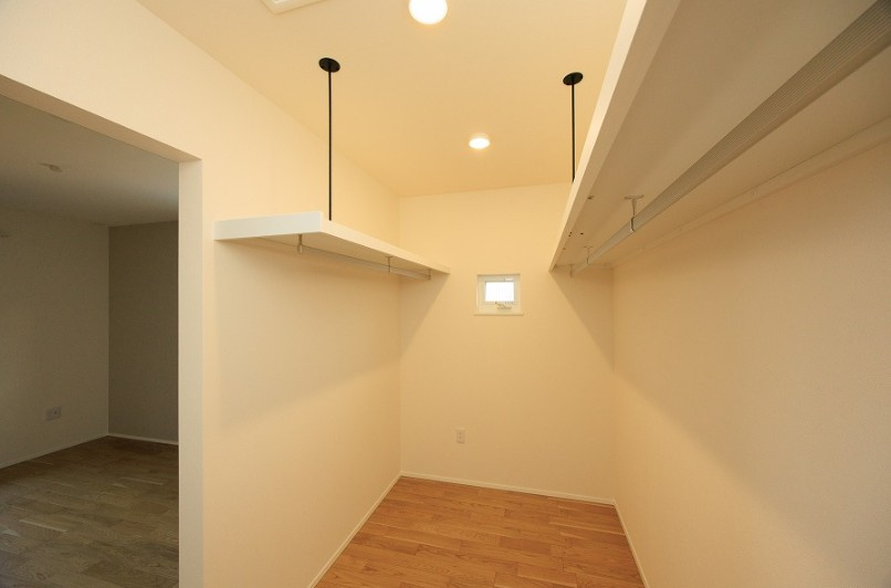ONEHOUSE 宇部市厚南北3丁目1号地の収納