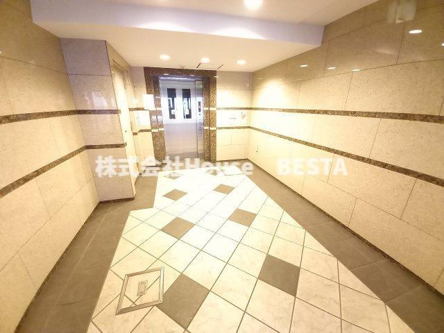 アスヴェルみなと元町OceanFrontのエントランス