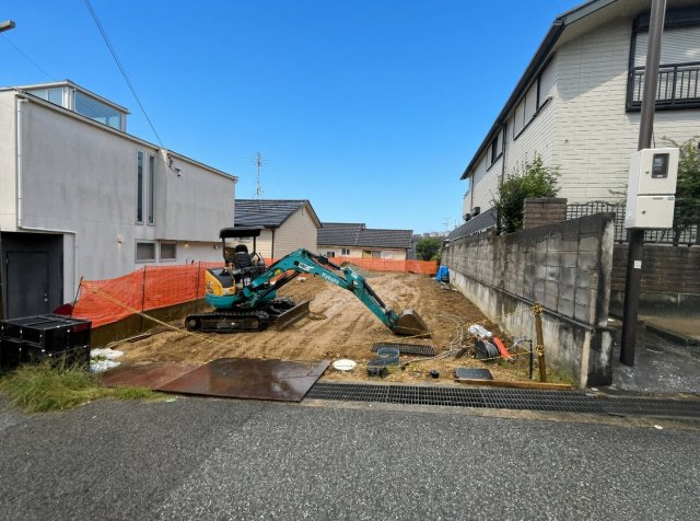 ■宝塚市長寿ガ丘　第2期　新築一戸建ての外観|周辺は落ち着いた街並みの住宅地！子育てがしやすい住環境です！まだ未完成ですが、現地でしかわからない事もございます。是非一度ご覧ください。