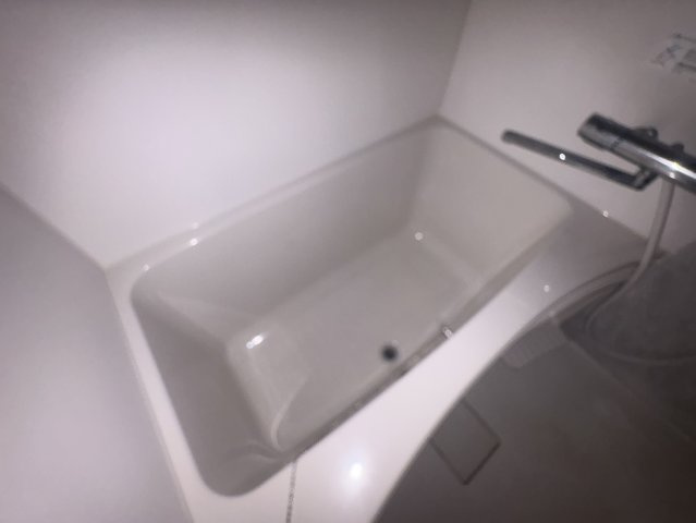 アルティザ江坂の浴室