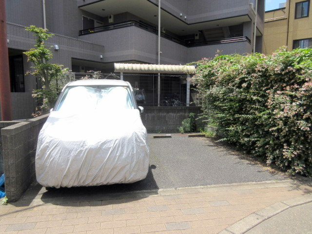 アーバンさくら通りの駐車場|★敷地内駐車場★※現在満車