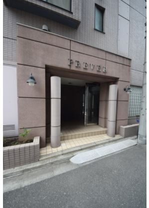 PREVERのエントランス|ゆとりのあるエントランスです