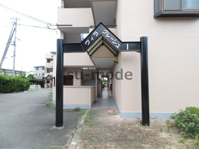 ヴィラクレージュのエントランス