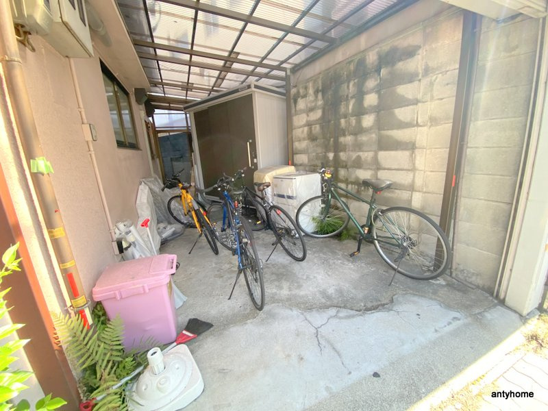 桜宮ハイツ　仲介手数料無料の駐車場