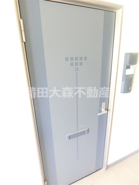 パインズアーク鵜の木の玄関