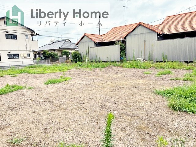 第1かすみがうら市下稲吉　新築戸建　１号棟の前面道路含む現地写真