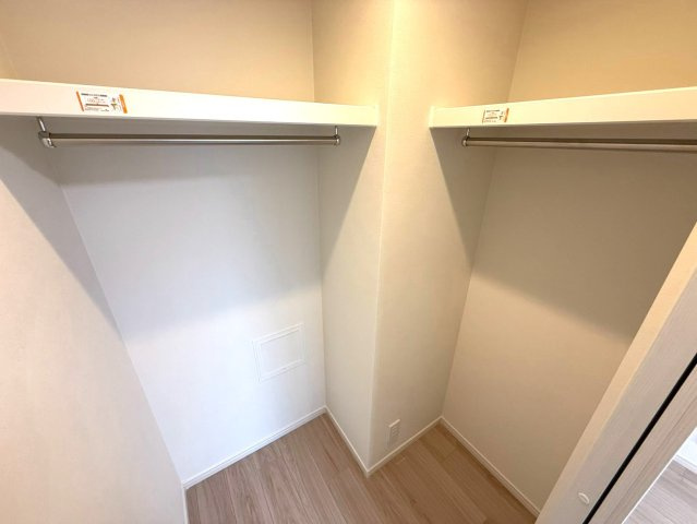 レクセルマンション小岩の洋室|【施工例】心からくつろげるプライベート空間で、一日の疲れをゆっくり癒せます。