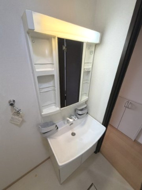 【独立洗面台】 | ＡＬＢＡ　ＲＥＳＩＤＥＮＣＥ