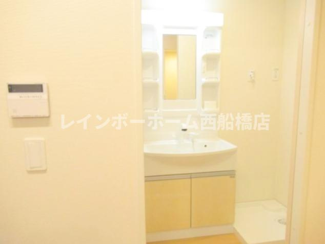 Ryusenの独立洗面台