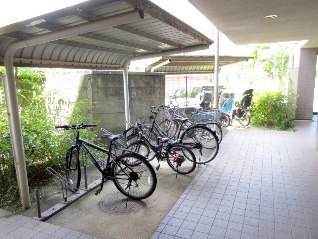 アーバンさくら通りのセキュリティ|★敷地内駐輪場★