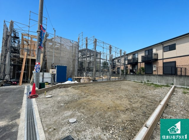 豊中市上野東　第1期　新築一戸建ての外観|現在建築中！落ち着いた街並みで新生活を始めることが出来そう！周辺の物件も併せてご紹介させて頂きます！