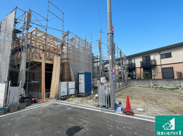 豊中市上野東　第1期　新築一戸建ての外観|周辺は落ち着いた街並みの住宅地！子育てがしやすい住環境です！まだ未完成ですが、現地でしかわからない事もございます。是非一度ご覧ください。