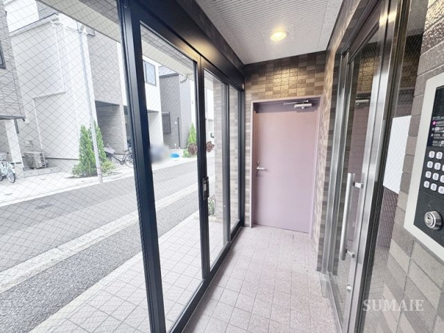スクエア板橋のエントランス|ロビーです