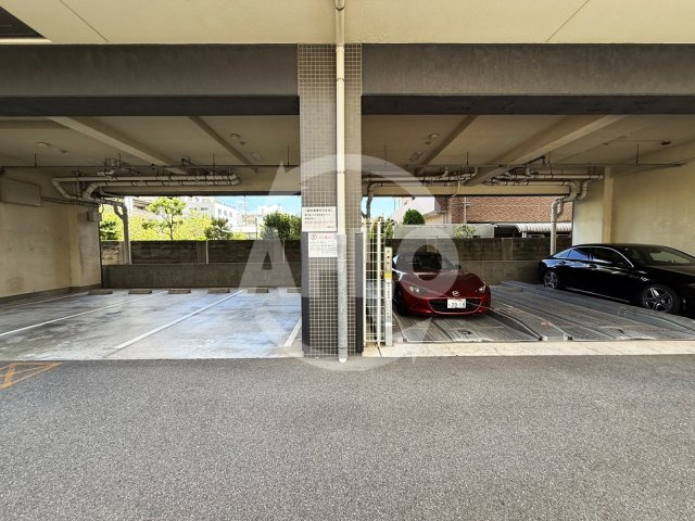 ヴァンスタージュ大阪城Eastの設備|ヴァンスタージュ大阪城East　駐車場
