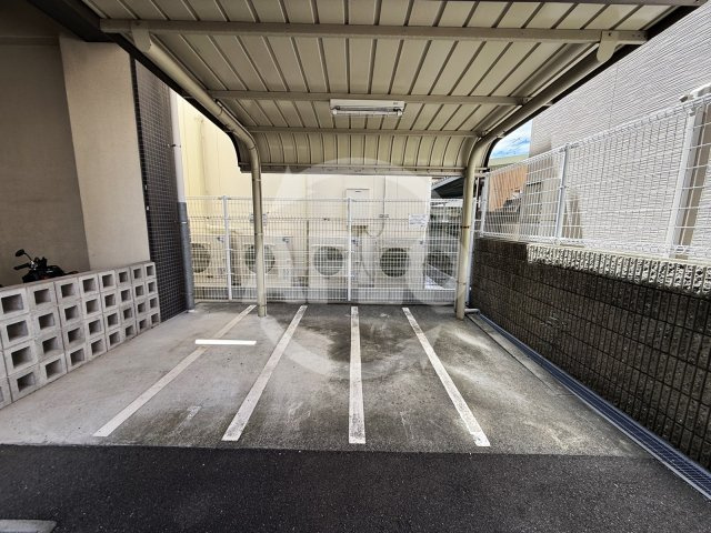 ヴァンスタージュ大阪城Eastの設備|ヴァンスタージュ大阪城East　バイク置き場