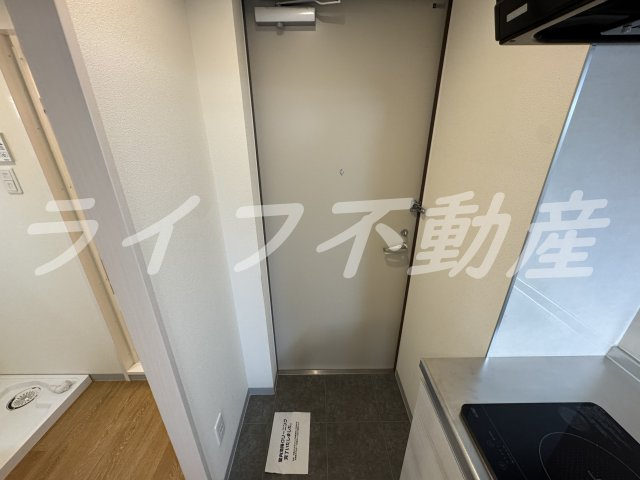 エイトステイツ玉造の玄関|シンプルで使いやすい玄関です