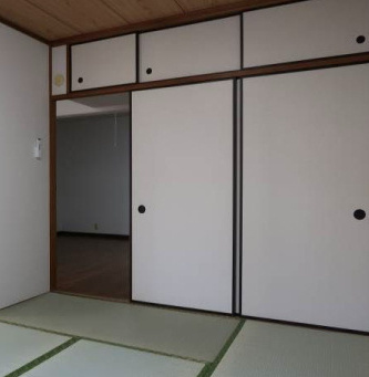 パールメゾン鏑木の和室