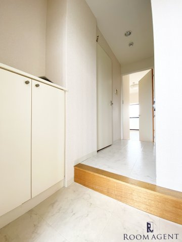 アンビックス・プリア茶屋ヶ坂の玄関