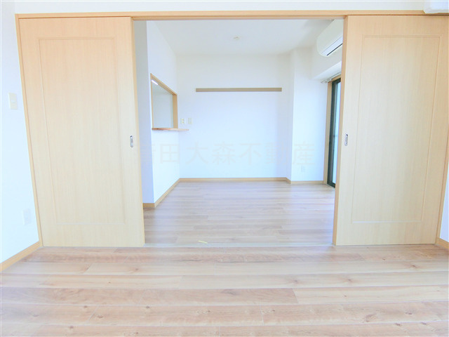 ルミエール大森の内装|洋室6帖➁