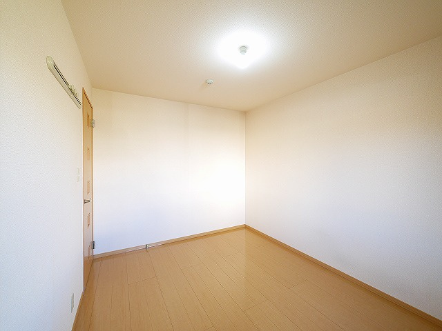 サンモール富堂Ⅲの洋室|個人の部屋や寝室として使える洋室です