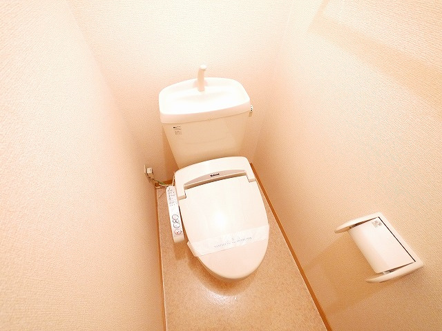サンモール富堂Ⅲのトイレ|シンプルで使いやすいトイレです