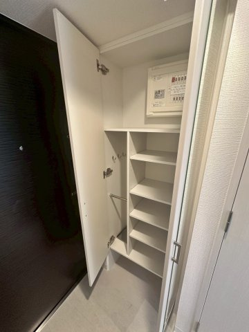 エスリードレジデンス大阪福島イーストの収納
