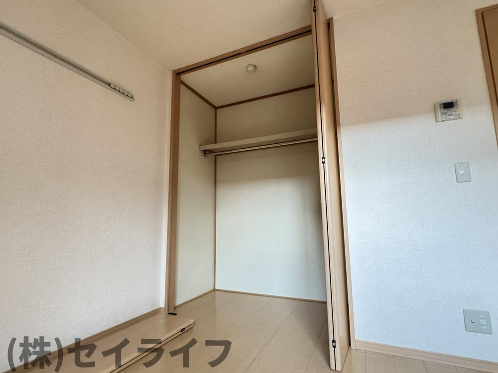 ルピナスC棟の収納
