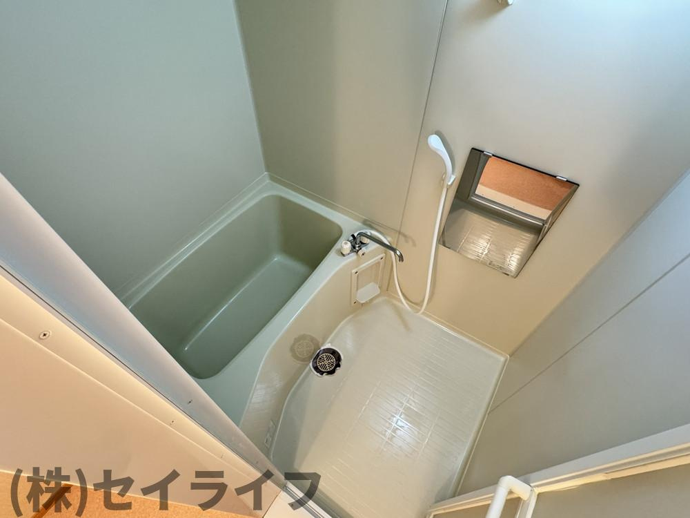 ルピナスC棟の浴室