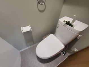 ウォシュレット付きのトイレです！