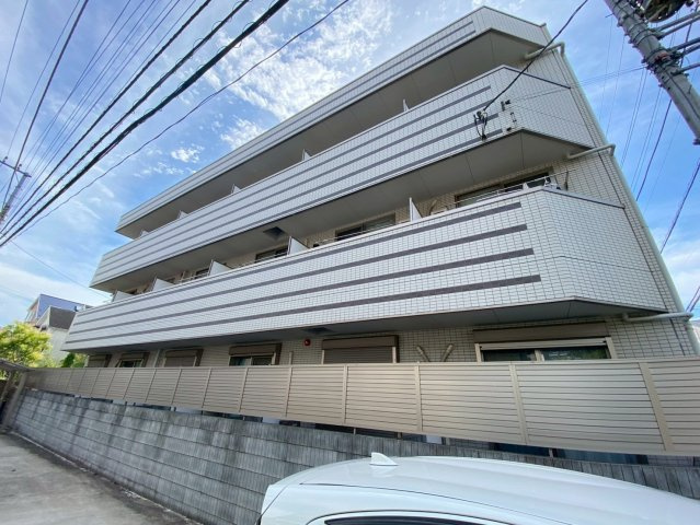 LUCRASの画像
