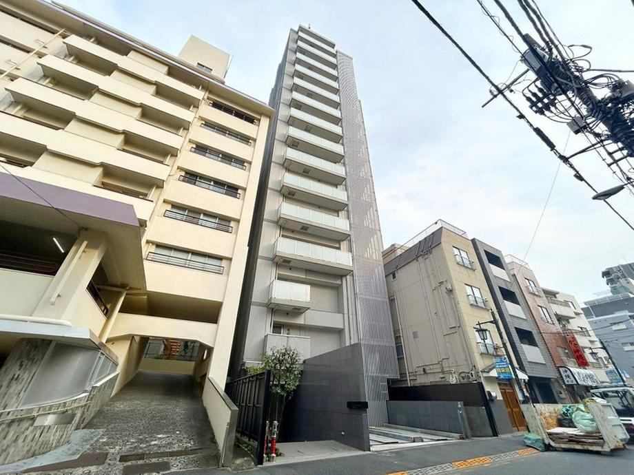 イニシアイオ東中野の外観|「落合」駅徒歩３分！平成２１年築・オートロック付きマンション、イニシアイオ東中野は即日現地案内可能となっておりますので、お気軽にお問い合わせください！