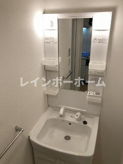 ポポラーレ船橋の独立洗面台
