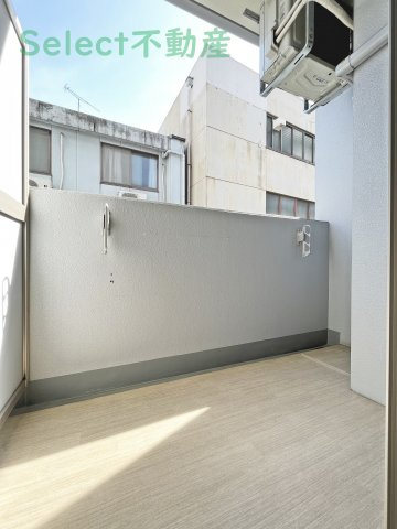 エステムコート名古屋泉プラチナムゲートのバルコニー