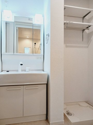 ルシェロ２の独立洗面台|独立洗面化粧台付き
