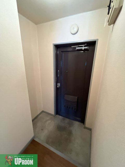 アドバンスオーシャン102の玄関