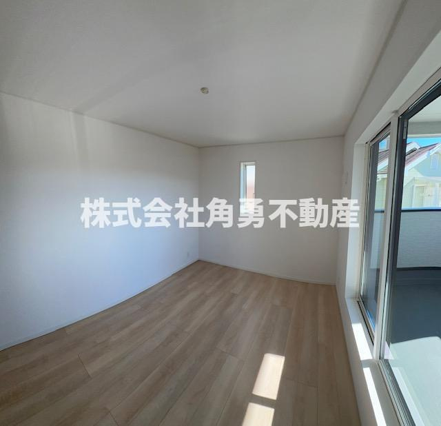 秦野市ひばりヶ丘第2　新築一戸建て　4号棟の内観：施工例|《施工例》洋室