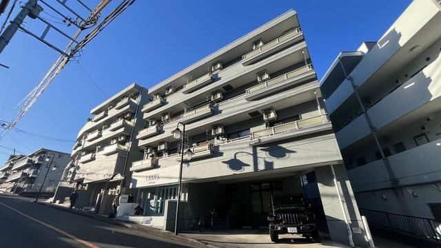 クレストモリ