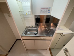 壁付けキッチンでスペースを有効活用できます！