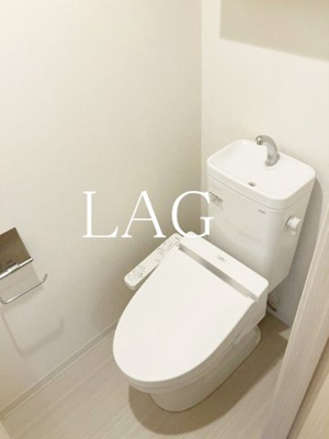 【トイレ】 | ジヴェルニー | トイレです。