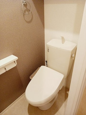 ルシェロ２のトイレ|落ち着いたトイレです